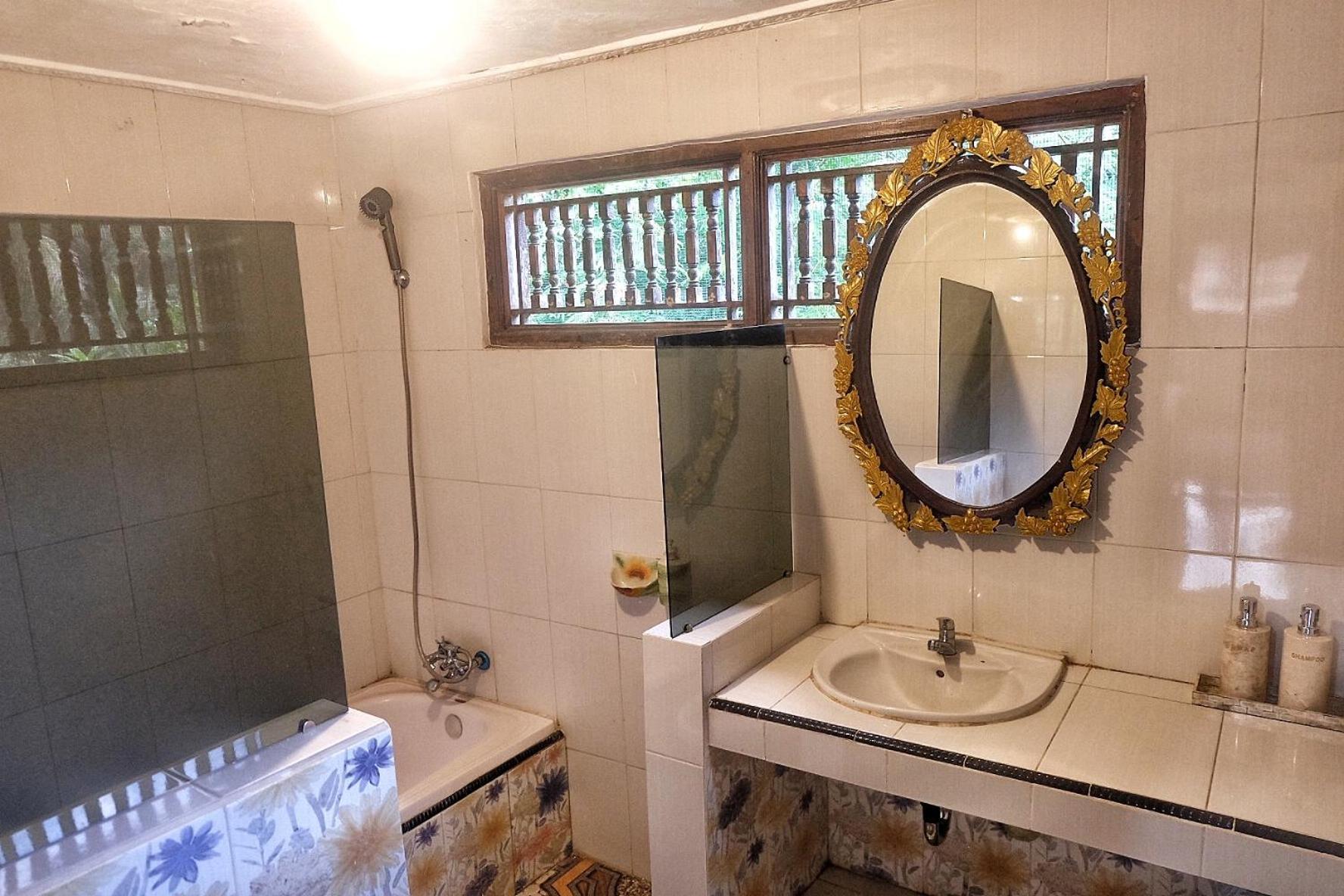 テガララン Gunung Kawi Houseヴィラ エクステリア 写真